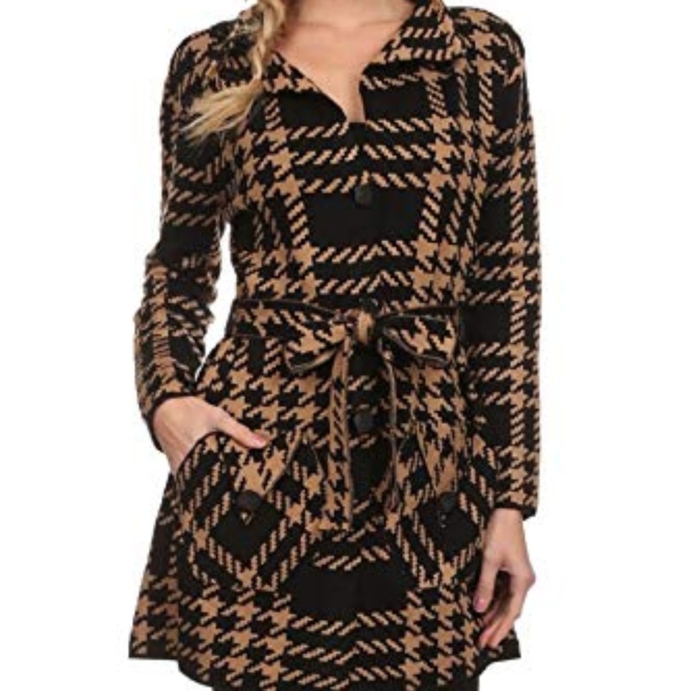 Notch Lapel Plaid Pattern Belted Trench Coat